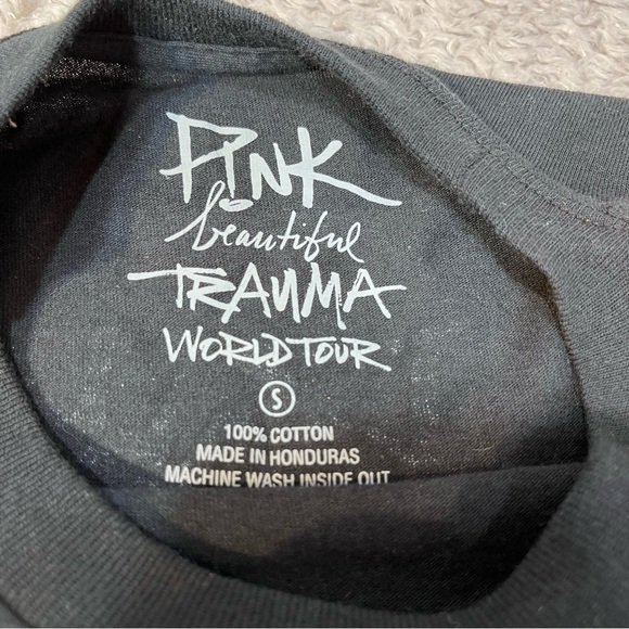 Pink “Beautiful Trauma” World Tour concert t-shirt from 2019 in small - Picture 3 of 5
